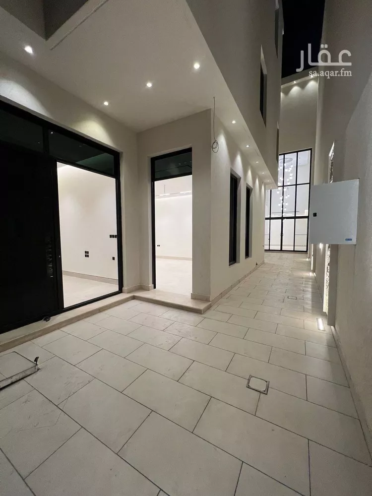 Villa for Sale in Riyadh Al Mahdiyah صورة 3