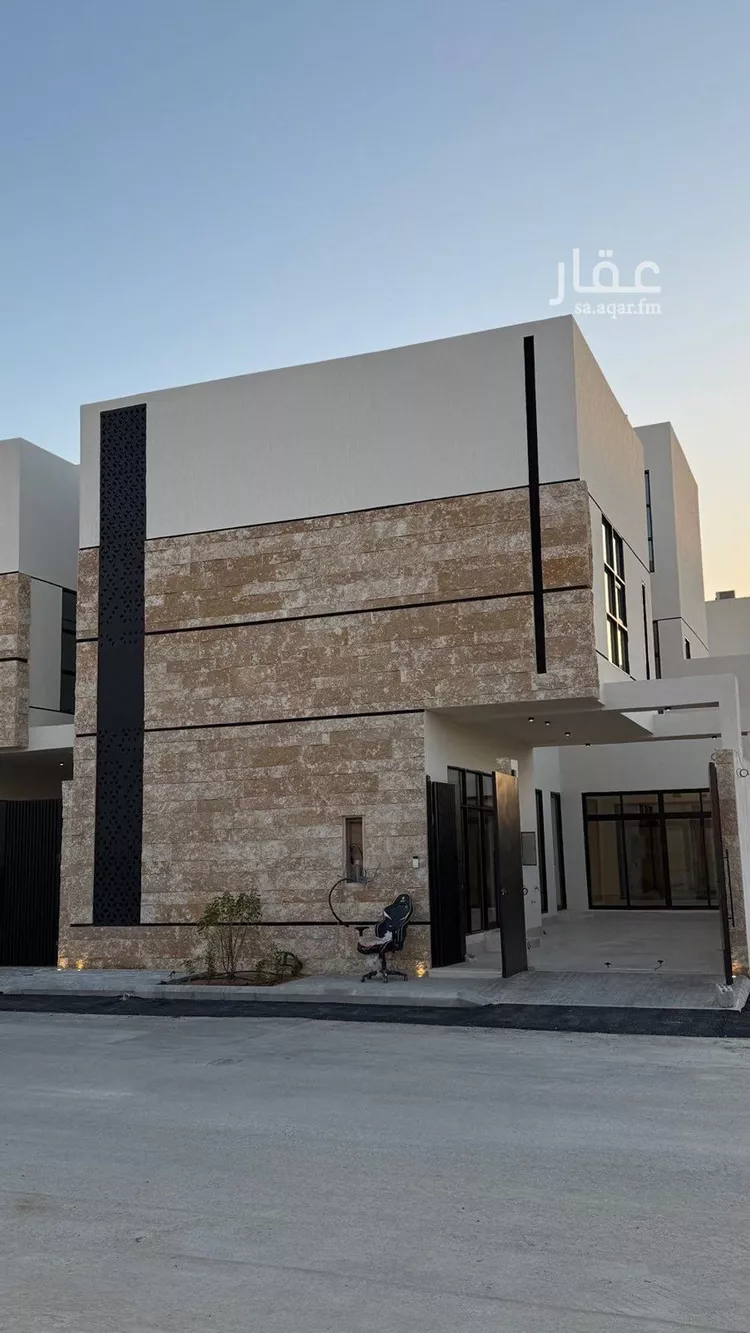 فيلا للبيع في شارع محمد بن أبي بكر القيم, حي المهدية, مدينة الرياض, منطقة الرياض صورة 2