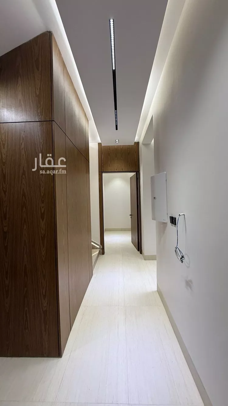 فيلا للبيع في شارع فؤاد محمد عمر توفيق, حي المهدية, مدينة الرياض, منطقة الرياض صورة 5