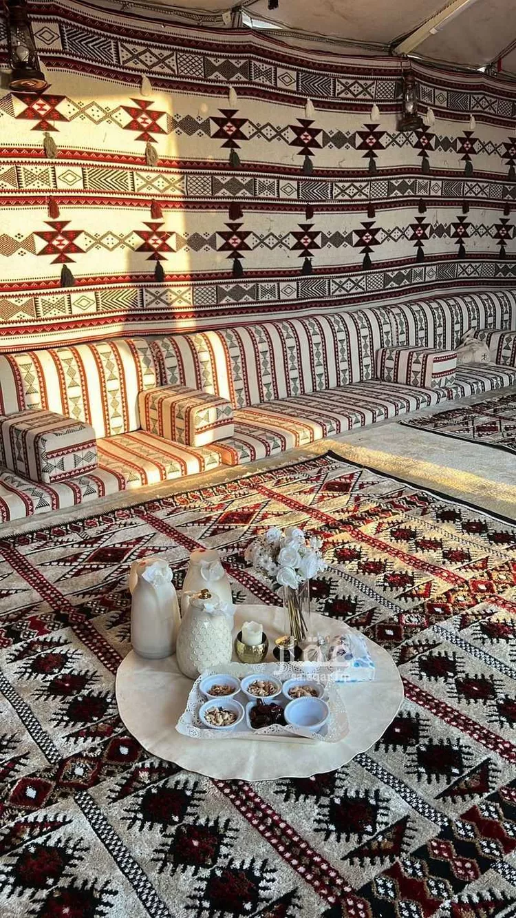 مخيم للحجز في حي مطار الملك فهد الدولي ، الدمام صورة 2