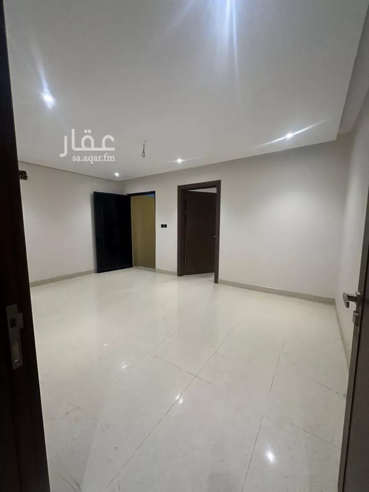 فيلا للبيع في شارع أبو هند الداري, حي الفرسان, مدينة الدمام, المنطقة الشرقية صورة 4