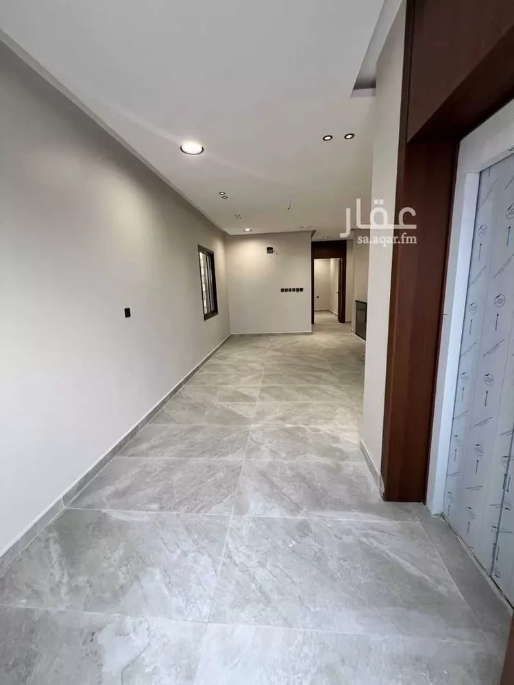 فيلا للبيع في شارع سعد بن مالك, حي المنار, مدينة الدمام, المنطقة الشرقية صورة 2