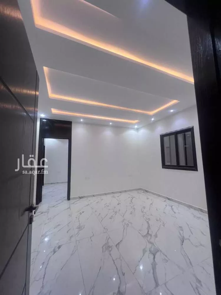 دور للبيع في شارع حمدان بن ذي النون, حي الرمال, مدينة الرياض, منطقة الرياض 7