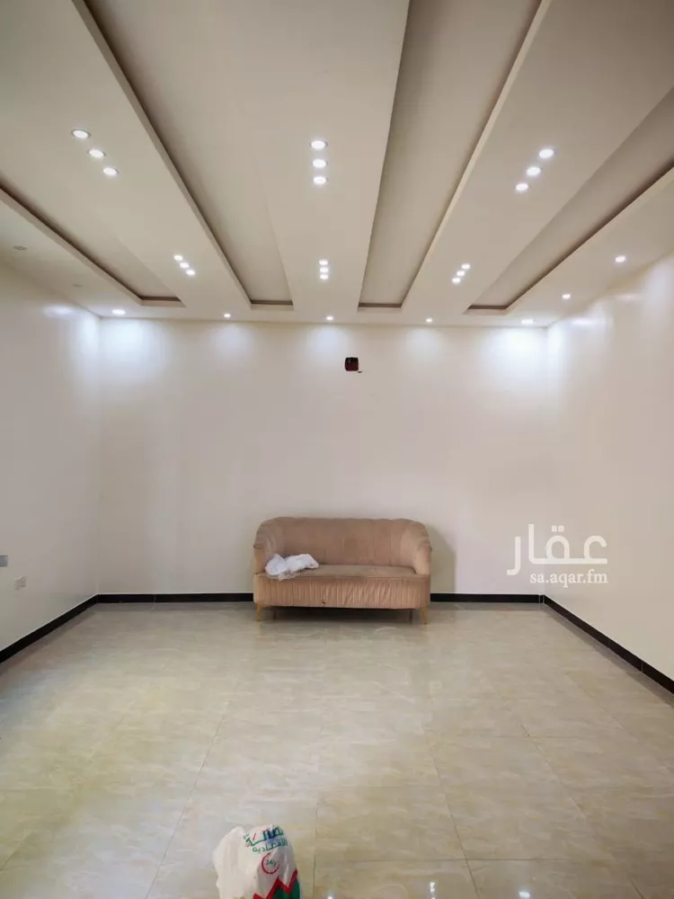 فيلا للإيجار في شارع محمد العمودي, حي الرمال, مدينة الرياض, منطقة الرياض