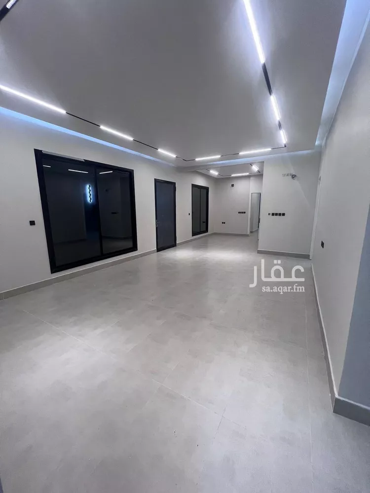 دور للبيع في شارع العوفي , حي الوسام, مدينة الرياض, منطقة الرياض صورة 3