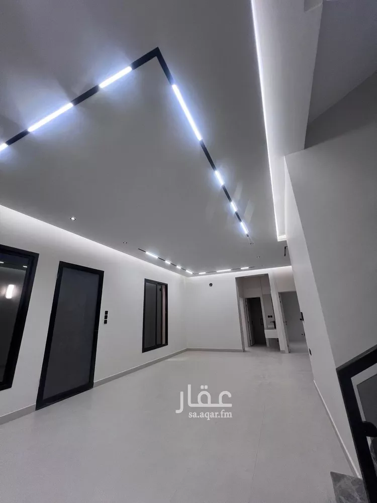 فيلا للبيع في شارع الصيرفي, حي الوسام, مدينة الرياض, منطقة الرياض صورة 4