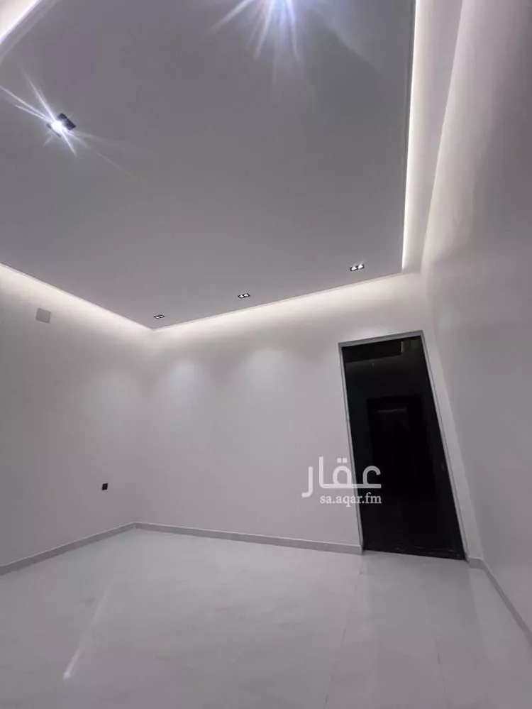 دور للبيع في شارع يحيى بن جزلة, حي الرمال, مدينة الرياض, منطقة الرياض صورة 2