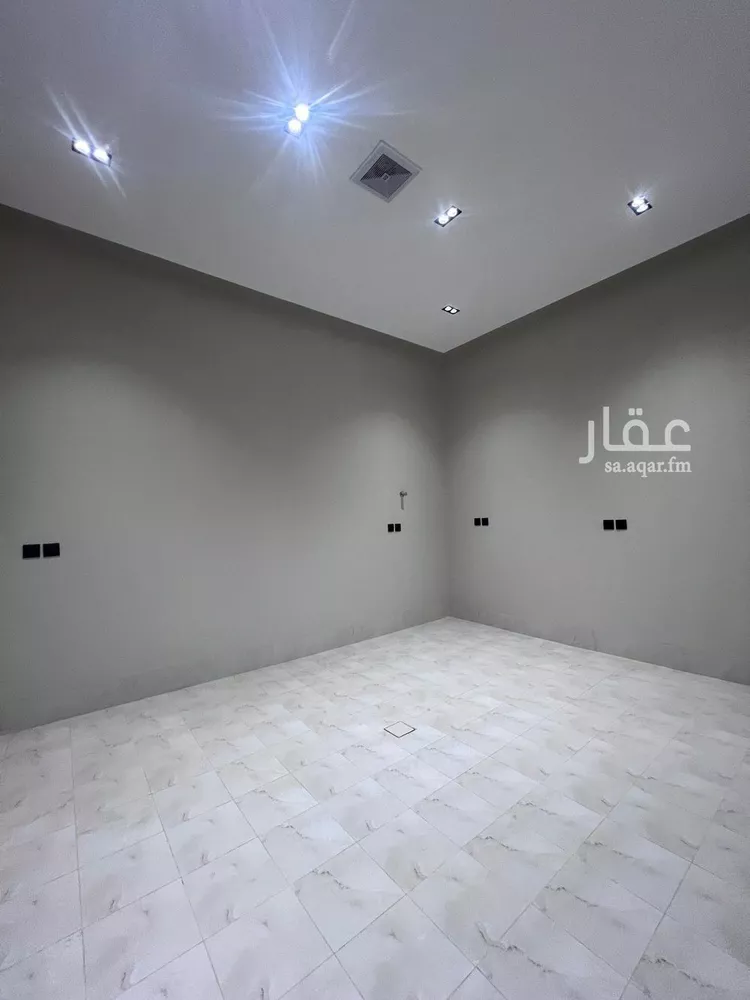 دور للبيع في شارع الضياء , حي الجنادرية, مدينة الرياض, منطقة الرياض صورة 4