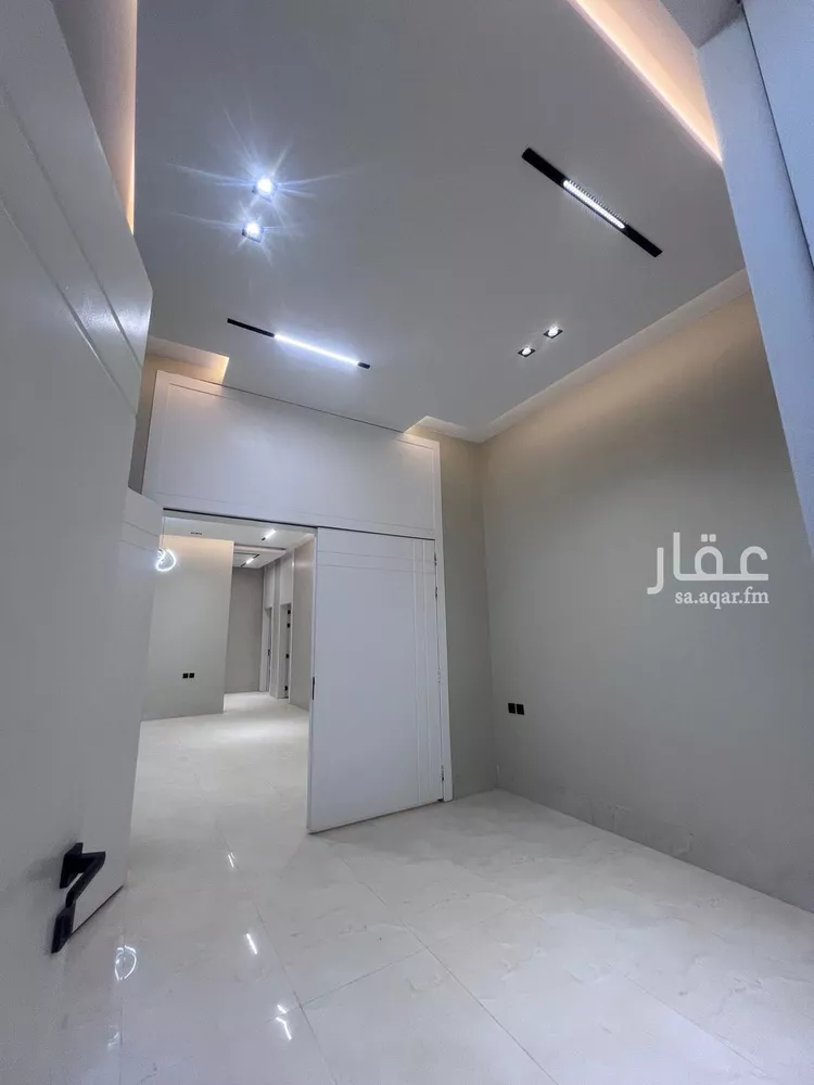 دور للبيع في شارع الضياء , حي الجنادرية, مدينة الرياض, منطقة الرياض صورة 2