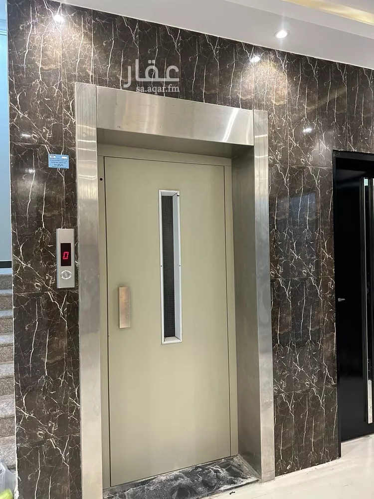عمارة للإيجار في شارع عبدالمحسن أبابطين, حي النسيم الشرقي, مدينة الرياض, منطقة الرياض