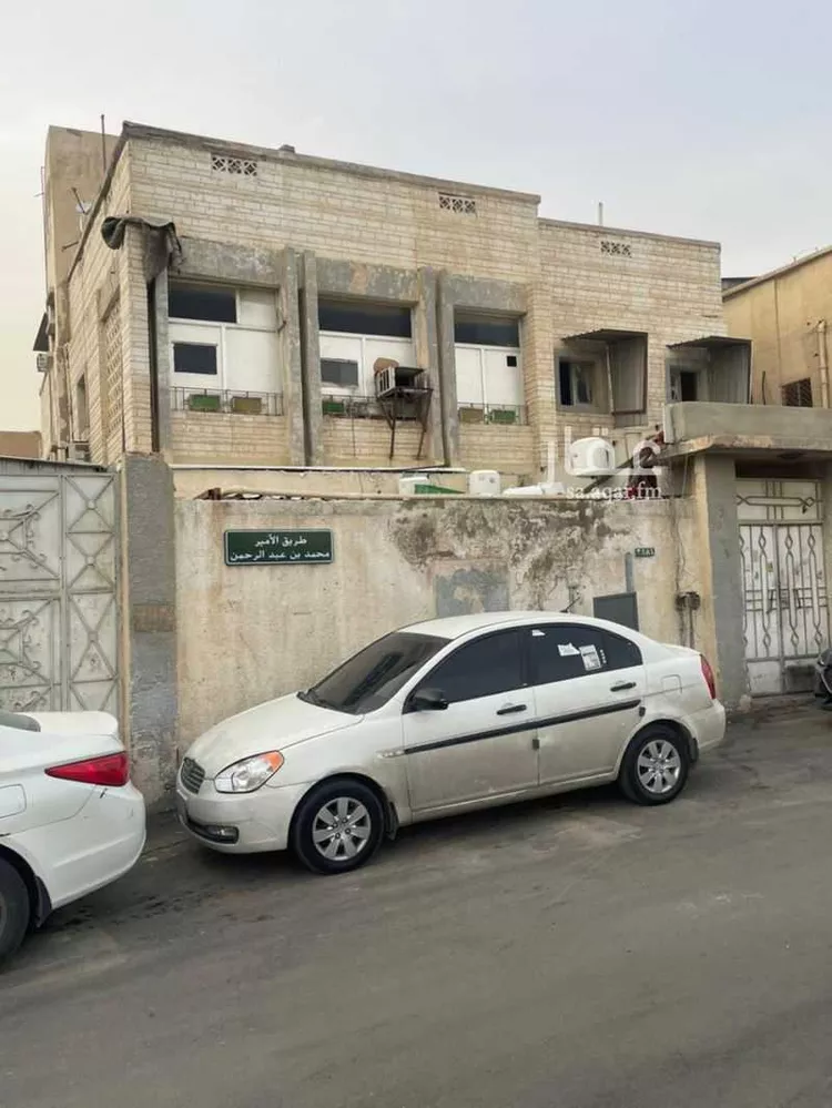 Building for Rent in Riyadh Al Khalidiyah