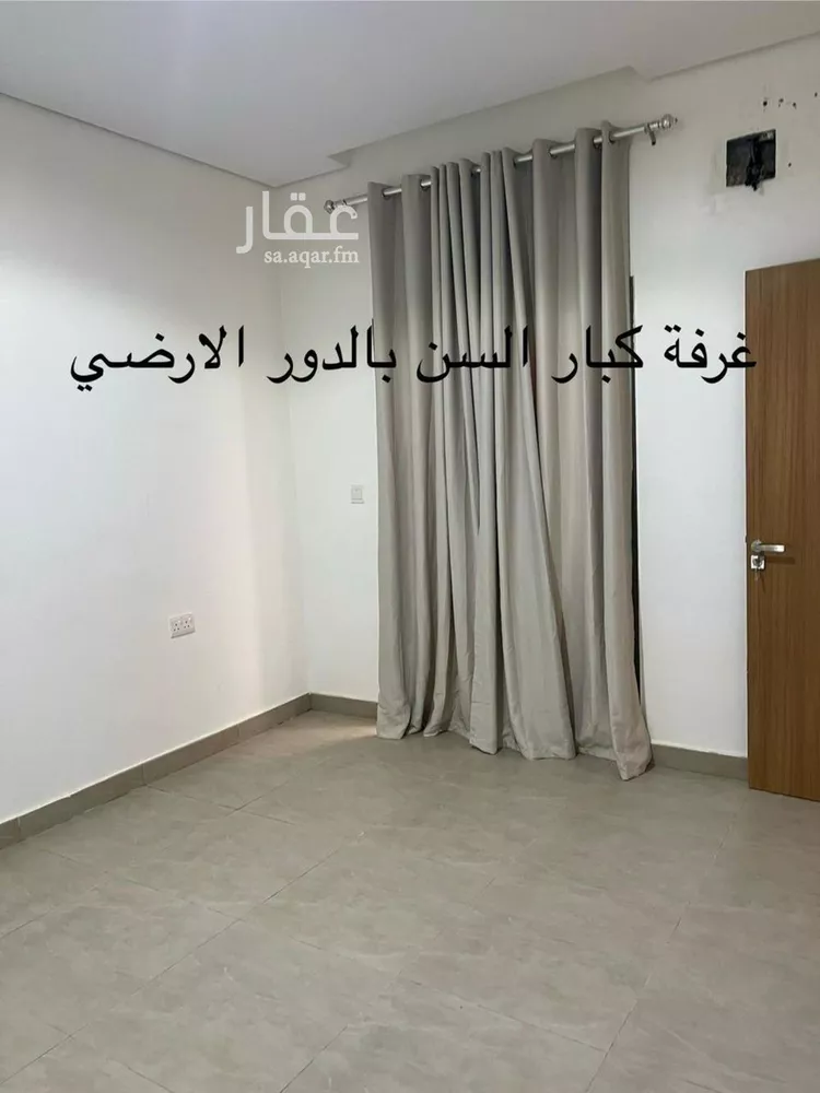 فيلا للبيع في شارع وادي الخريب, حي مطار الملك خالد الدولي, مدينة الرياض, منطقة الرياض صورة 5