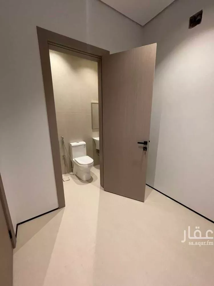 دور للبيع في شارع رقم 289, حي الملقا, مدينة الرياض, منطقة الرياض 12