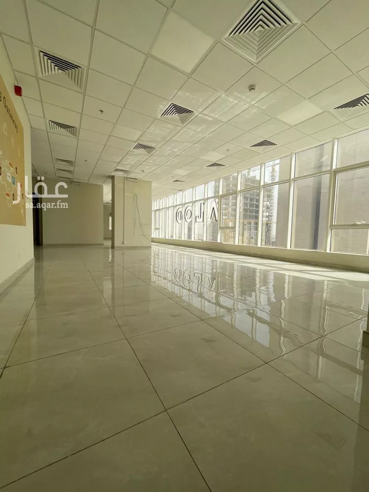 مكتب تجاري للإيجار في شارع العليا, حي الصحافة, مدينة الرياض, منطقة الرياض صورة 3