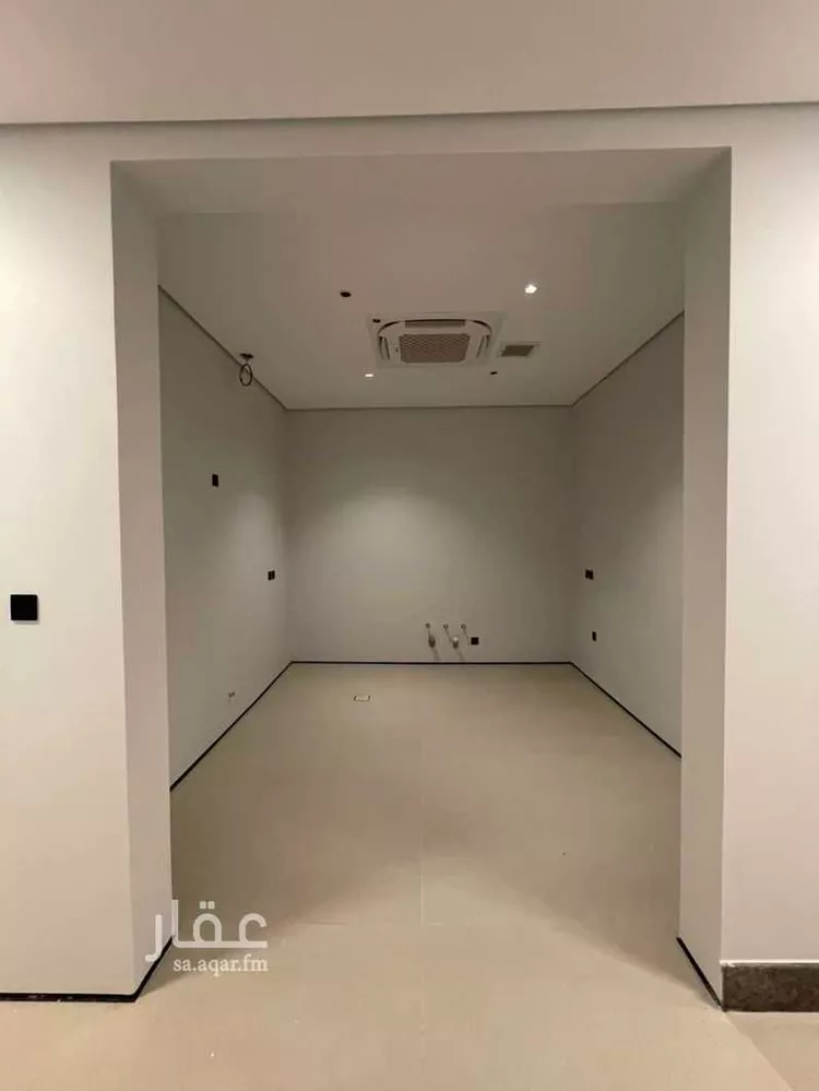 دور للبيع في شارع رقم 289, حي الملقا, مدينة الرياض, منطقة الرياض 7