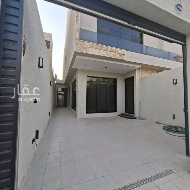 دور للبيع في شارع ثابت بن حزم, حي الخليج, مدينة الرياض, منطقة الرياض 9