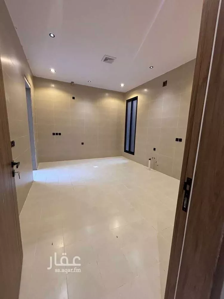 دور للبيع في شارع الرايه, حي الندوة, مدينة الرياض, منطقة الرياض صورة 2
