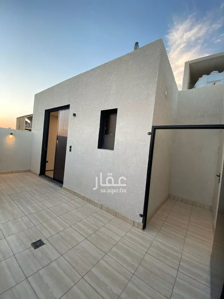 دور للبيع في شارع الموز, حي اليرموك, مدينة الرياض, منطقة الرياض صورة 4