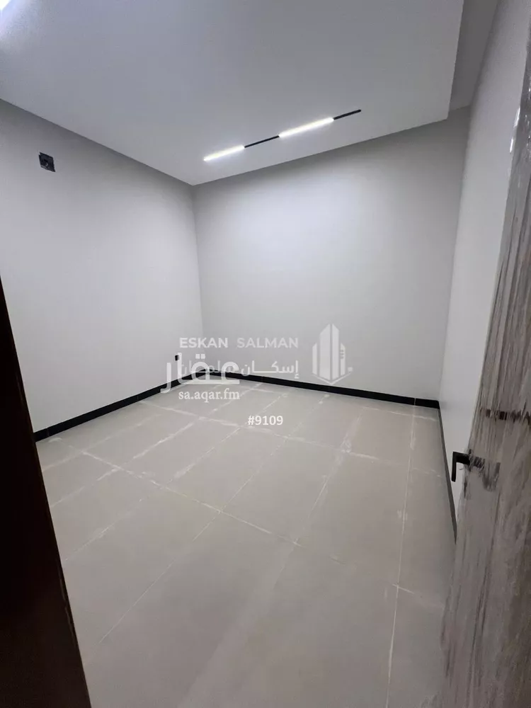دور للبيع في شارع صالح محمد جمال, حي الرمال, مدينة الرياض, منطقة الرياض صورة 5