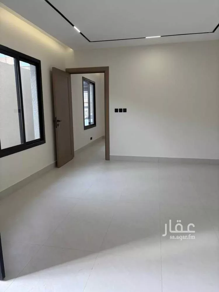 فيلا للبيع في شارع ضياء الخفاف, حي الشفاء, مدينة الرياض, منطقة الرياض صورة 2