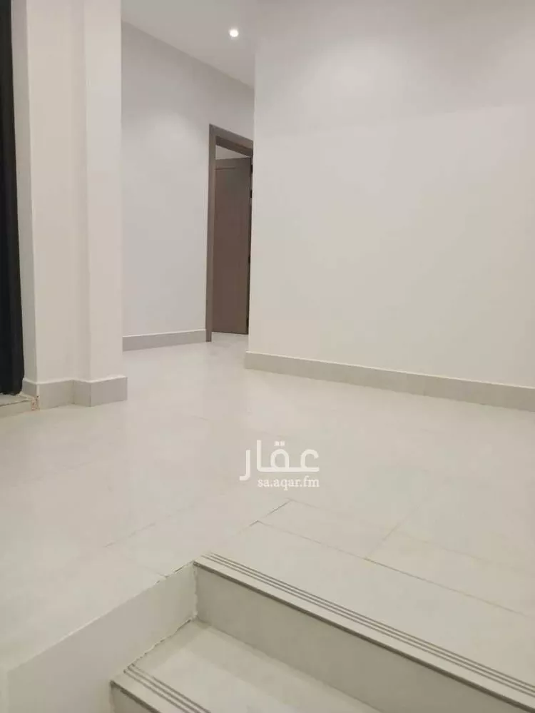 فيلا للبيع في شارع ضياء الخفاف, حي الشفاء, مدينة الرياض, منطقة الرياض صورة 3