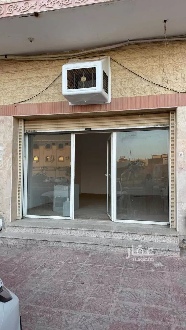 عمارة للإيجار في شارع جنادة ابن مالك الازدي, حي العزيزية, مدينة المدينة المنورة, منطقة المدينة المنورة صورة 2