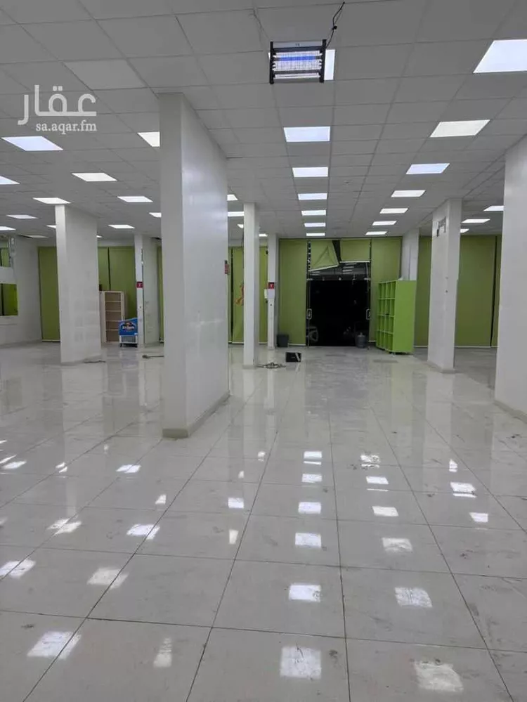 محل للإيجار في شارع حائل, حي ظهرة لبن, مدينة الرياض, منطقة الرياض صورة 4