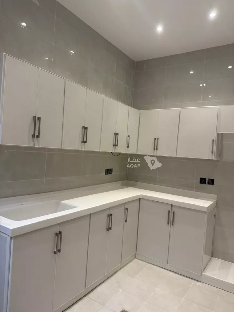 عمارة للإيجار في شارع وادي الرمة, حي ضاحية نمار, مدينة الرياض, منطقة الرياض 6