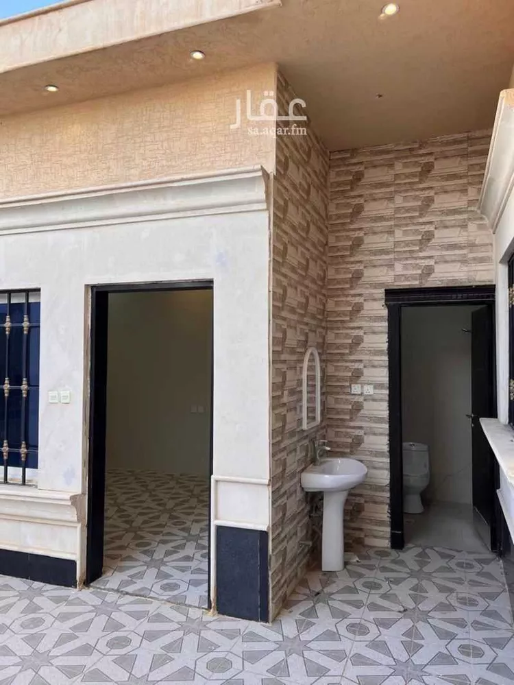 فيلا للإيجار في شارع صهيب أبي موسى, حي المهدية, مدينة الرياض, منطقة الرياض صورة 2