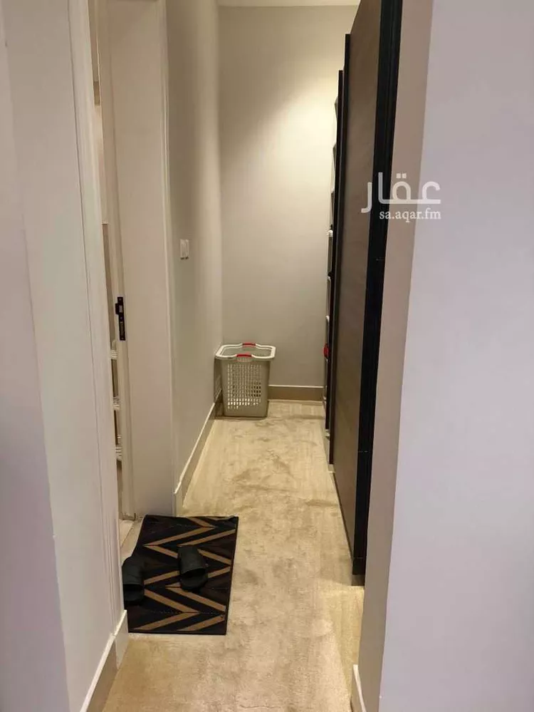 شقة للبيع في شارع الامير مقرن بن عبدالعزيز, حي مغرزات, مدينة الرياض, منطقة الرياض صورة 3
