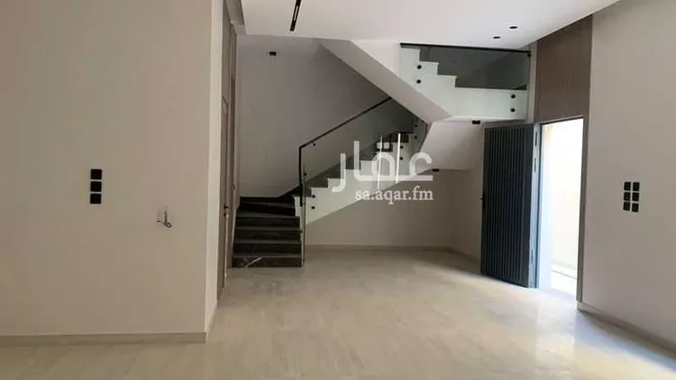 فيلا للبيع في شارع أسد بن عبدالله القسري, حي السلام, مدينة الرياض, منطقة الرياض صورة 3