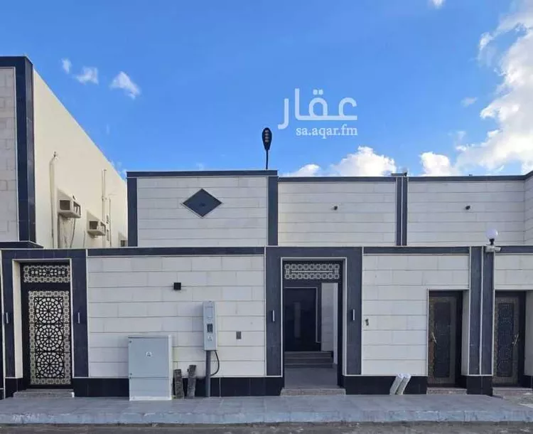 دور للبيع في شارع محمد فرج ، حي الرياض ، جدة ، جدة