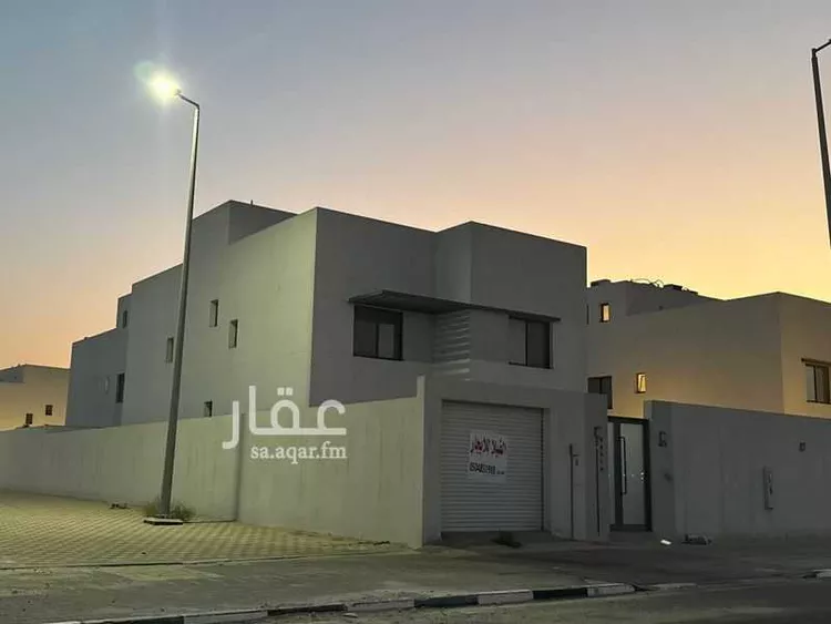 فيلا للإيجار في شارع الرقة ، حي الإسكان الجنوبي ، الدمام ، الدمام