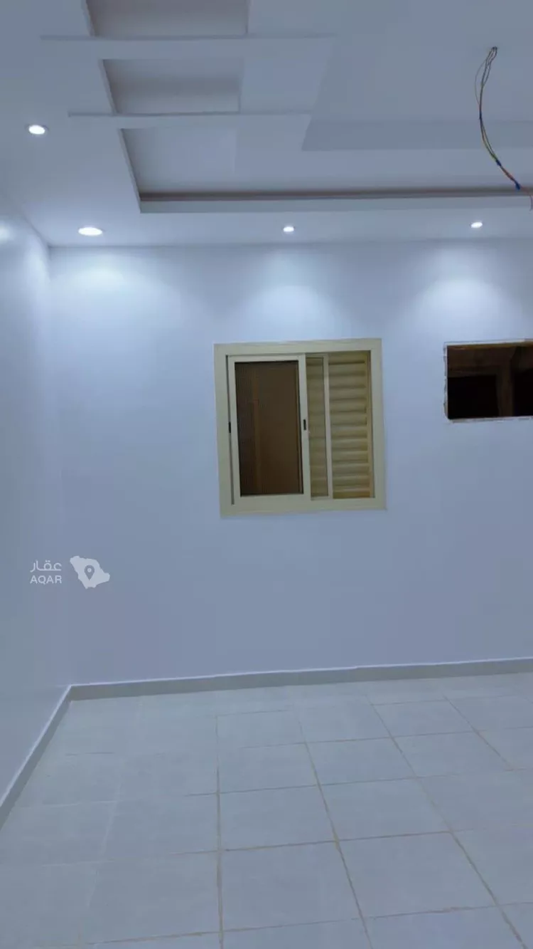 شقة للإيجار في شارع عبدالرحمن ابن عمرو ابن معاد ، حي العزيزية ، المدينة المنورة ، منطقة المدينة المنورة 5