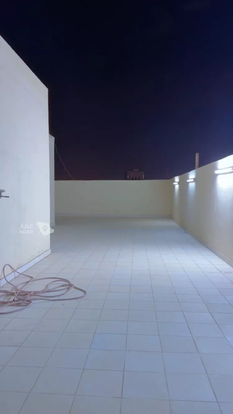 شقة للإيجار في شارع احمد بن سليمان الاسدي ، حي العزيزية ، المدينة المنورة ، منطقة المدينة المنورة 12
