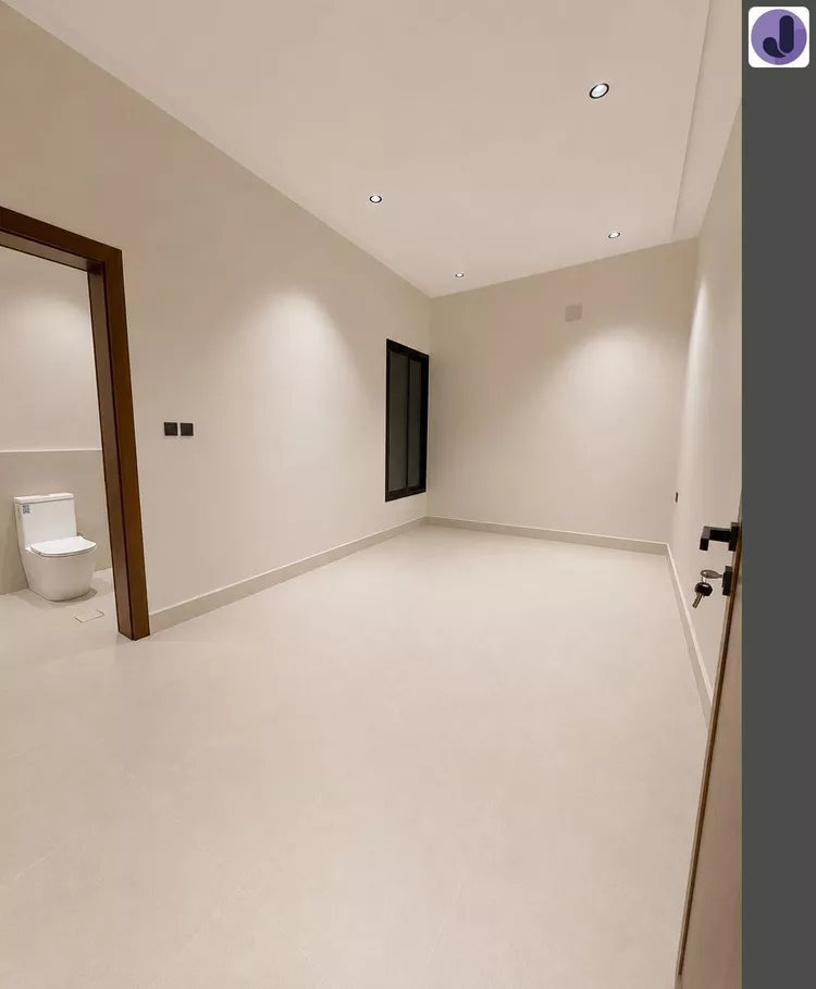 Floor for Sale in Riyadh Al Uraija Al Gharbiyah 21
