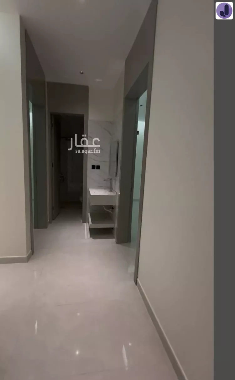 دور للبيع في شارع ابن قاضي, حي شبرا, مدينة الرياض, منطقة الرياض صورة 5