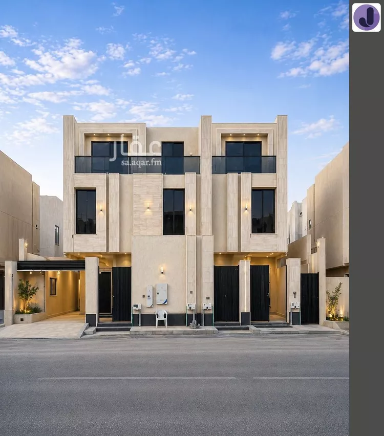 Floor for Sale in Riyadh Al Janadriyah