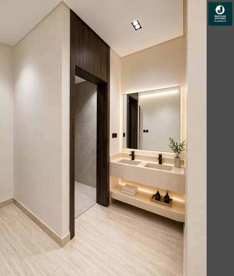 Floor for Sale in Riyadh Az Zahrah 8