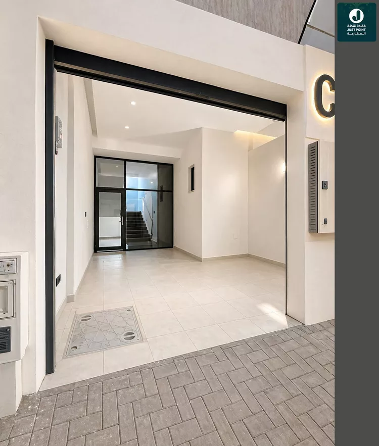 Floor for Sale in Riyadh As Suwaidi Al Gharabi 2