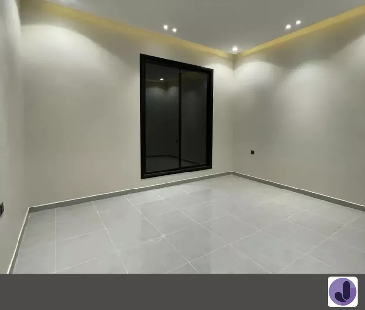 Floor for Sale in Riyadh Al Janadriyah 9