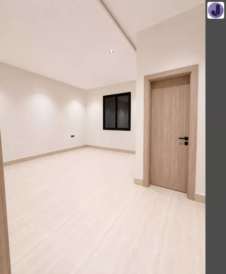 Floor for Sale in Riyadh Al Uraija Al Gharbiyah 10