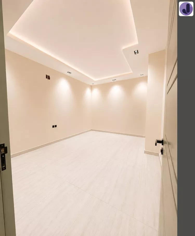 Floor for Sale in Riyadh Badr 10
