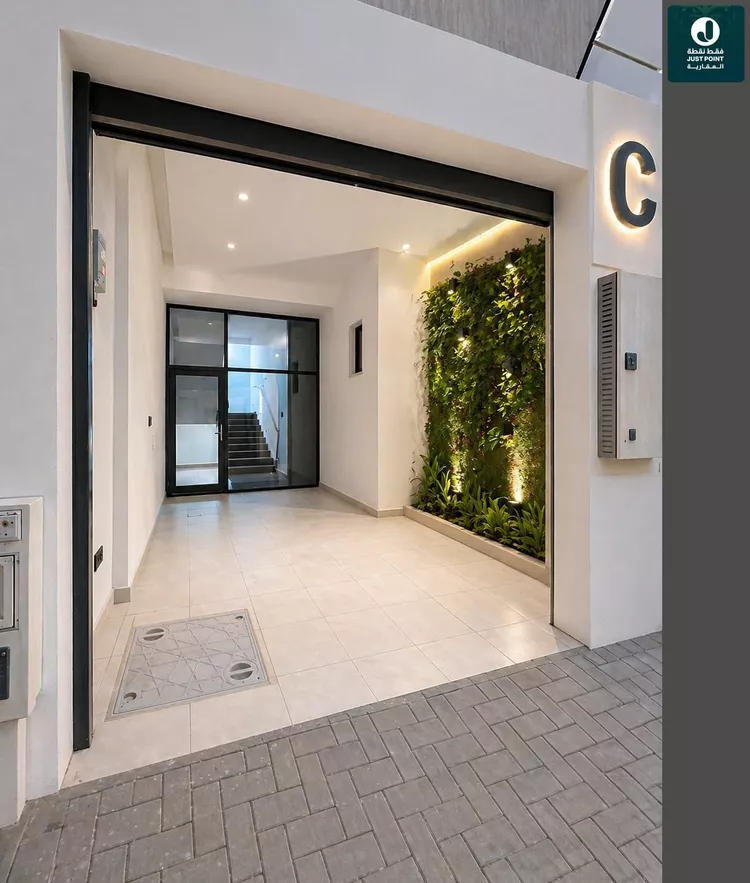 Floor for Sale in Riyadh As Suwaidi Al Gharabi 3
