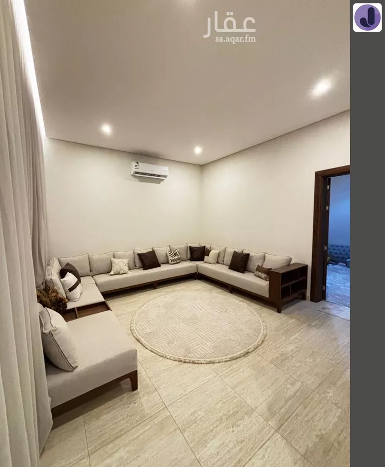 فيلا للإيجار في شارع فخر الدين الرازي, حي عكاظ, مدينة الرياض, منطقة الرياض صورة 2