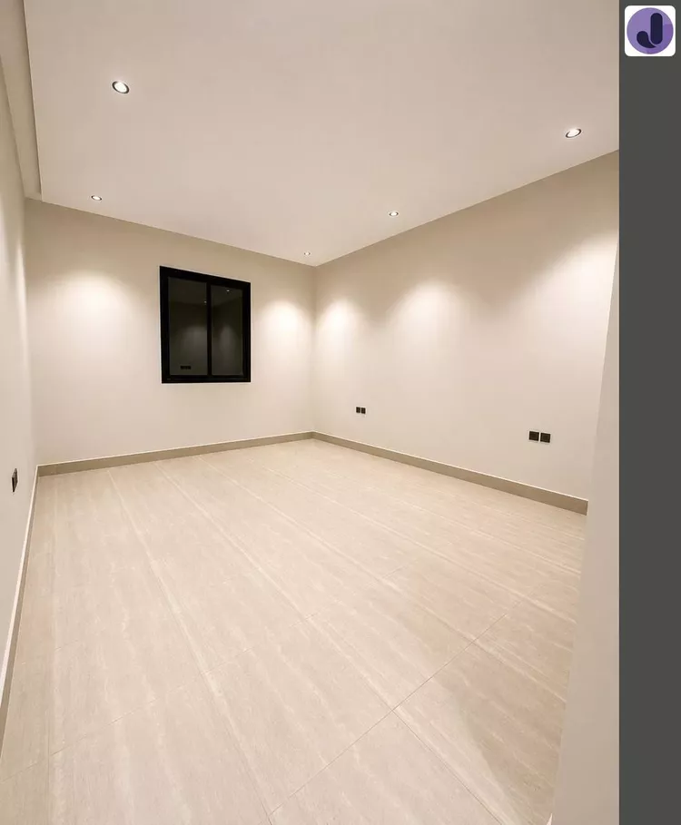 Floor for Sale in Riyadh Al Uraija Al Gharbiyah 12