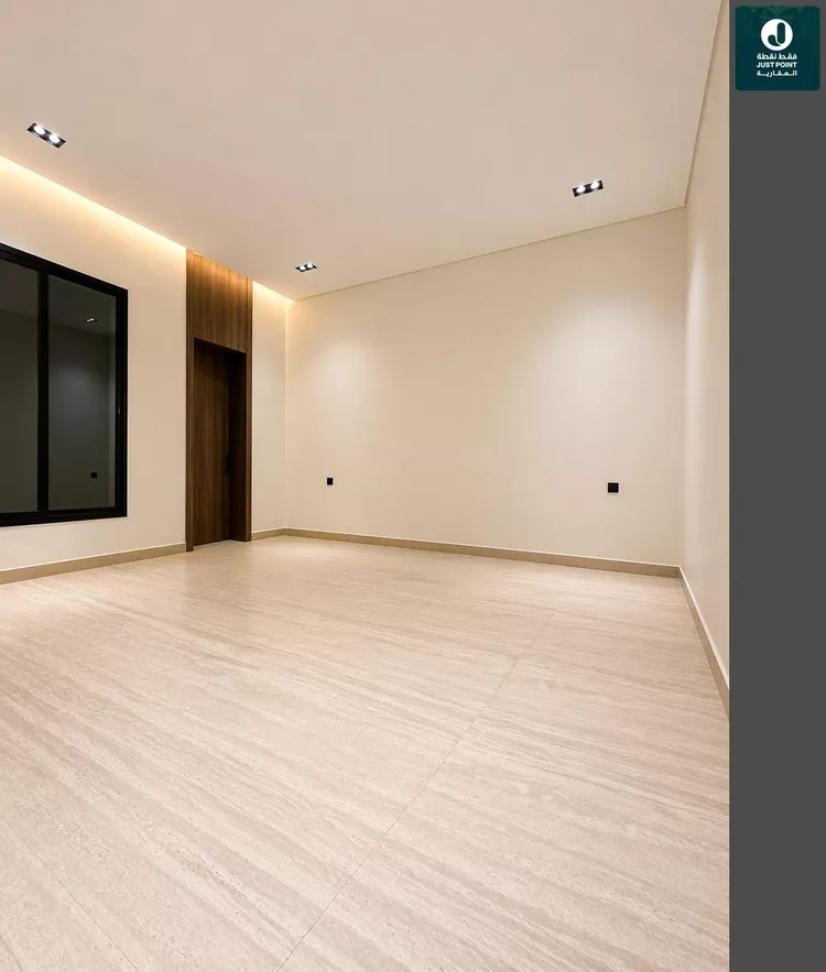 Floor for Sale in Riyadh Az Zahrah 17