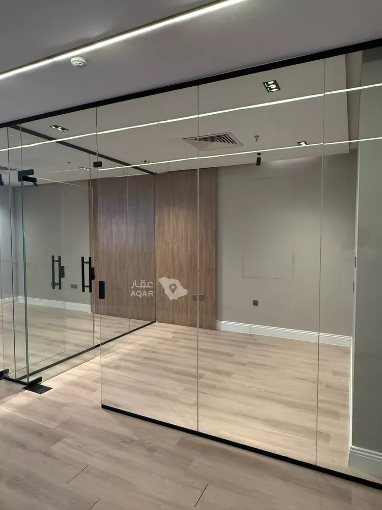 Commercial Office for Rent in Riyadh Al Malqa 3