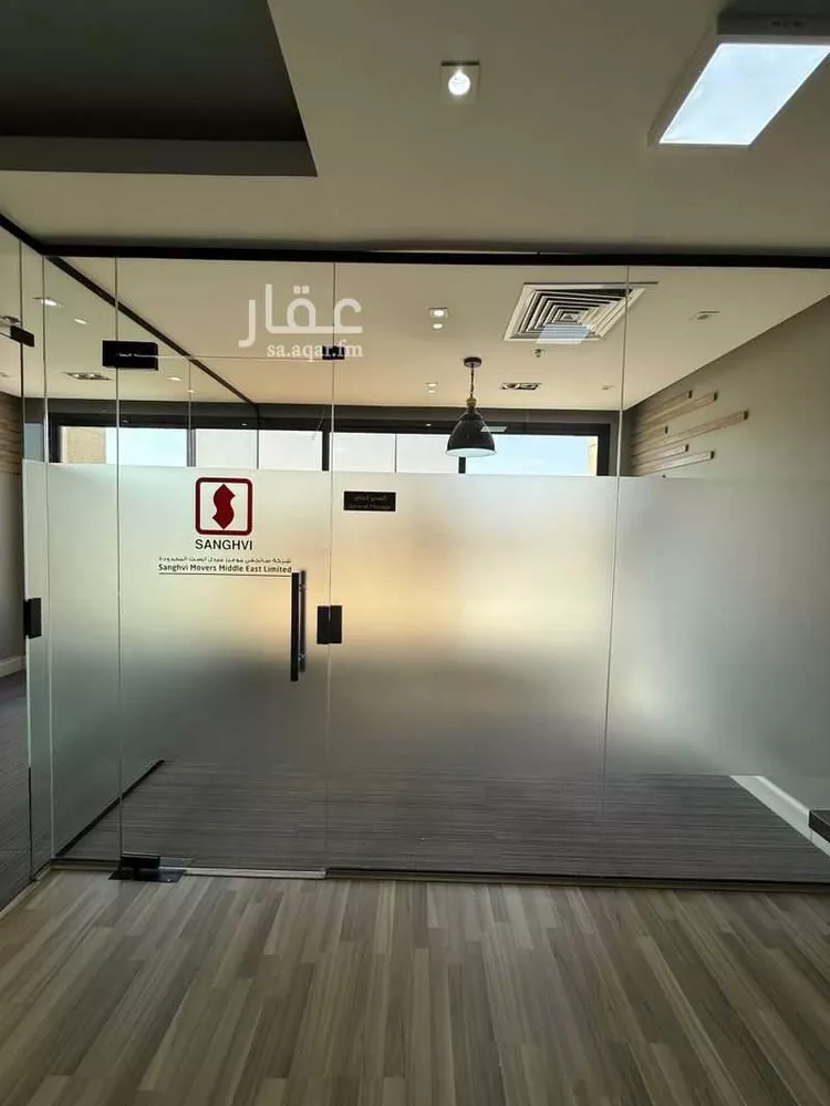 مكتب تجاري للإيجار في شارع انس بن مالك, حي الملقا, مدينة الرياض, منطقة الرياض