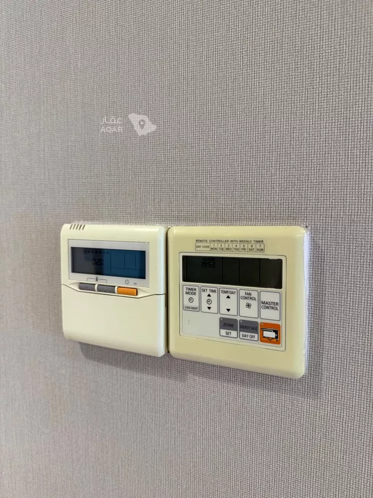 Commercial Office for Rent in Riyadh Al Malqa 7